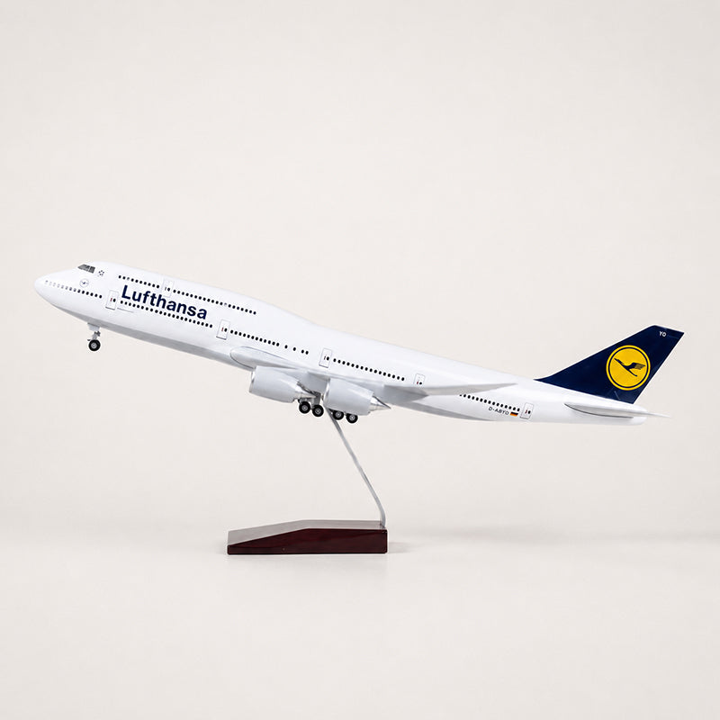 Lufthansa Boeing 747 Classic Livery 1:150 Scale Model