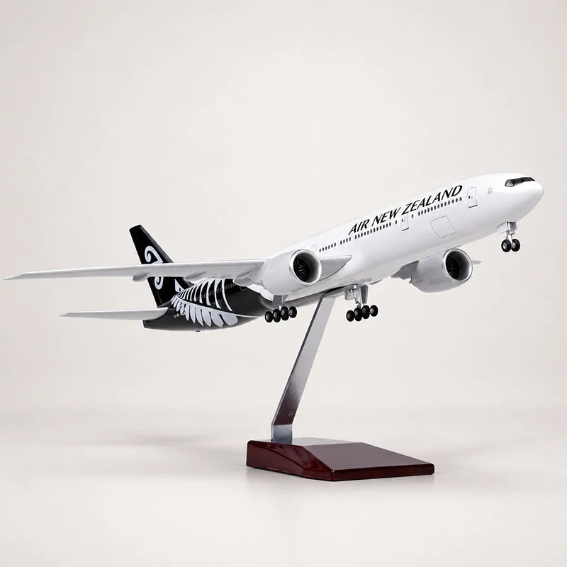 Air New Zealand Boeing 777-300ER 1:157 Scale Model