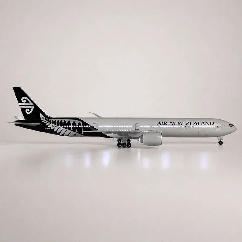 Air New Zealand Boeing 777-300ER 1:157 Scale Model