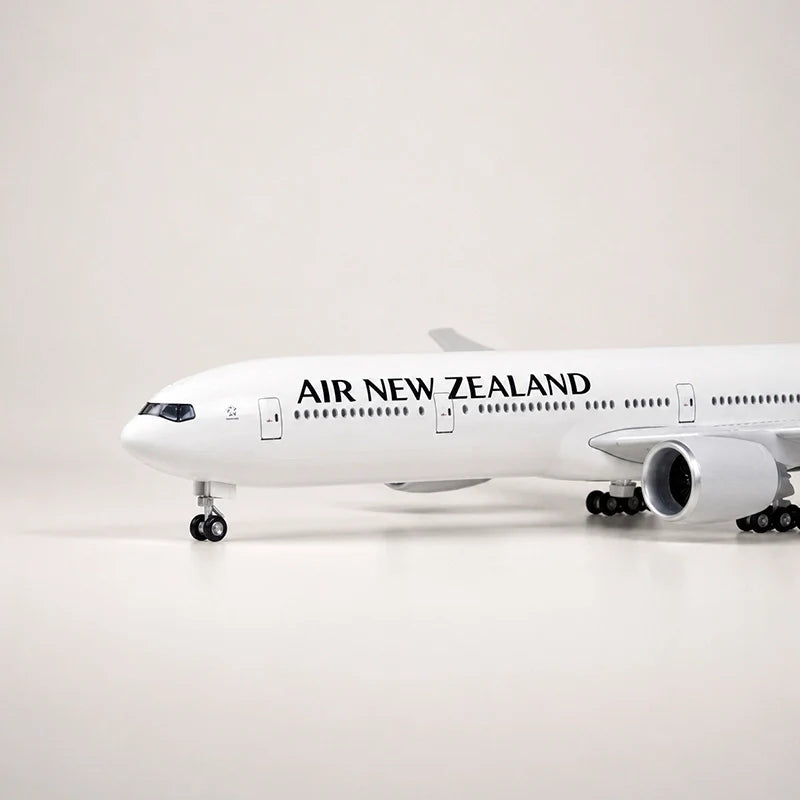 Air New Zealand Boeing 777-300ER 1:157 Scale Model