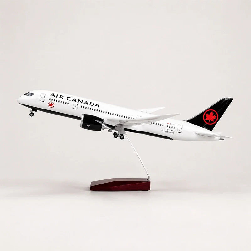 Air Canada Boeing 787 1:130 Scale Model