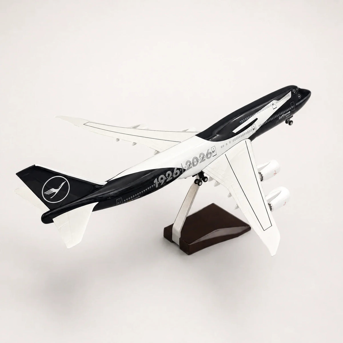 Lufthansa Boeing 747-8 100 Years Edition 1:150 Scale Model