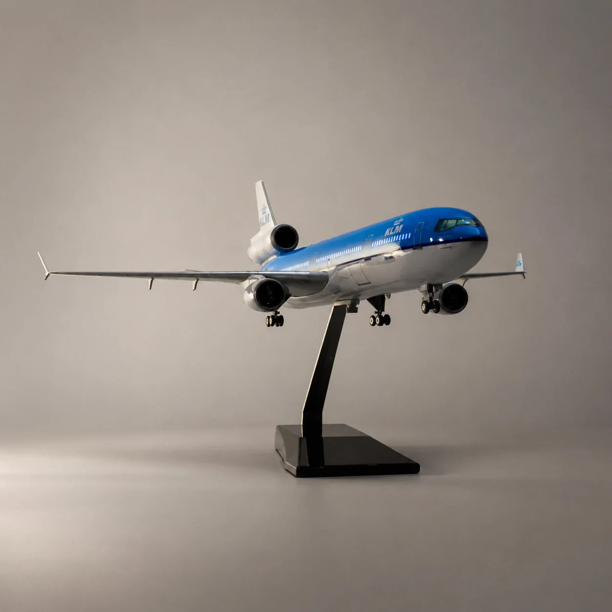 KLM Royal Dutch Airlines Boeing 787-10 1:145 Scale Model