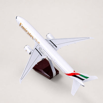 Emirates Boeing 777-300ER 1:157 Scale Model