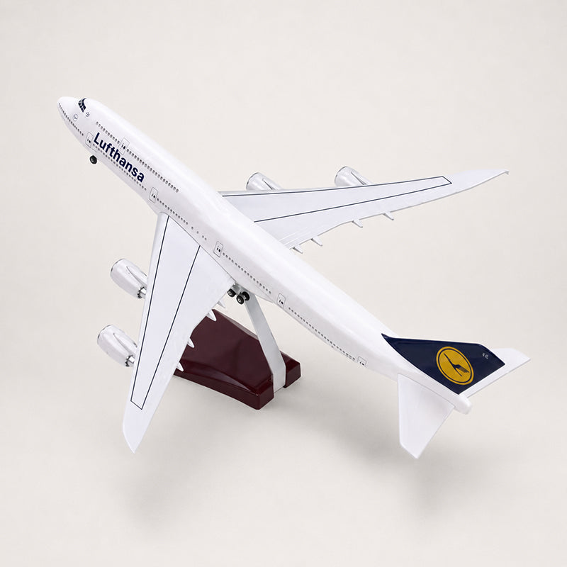 Lufthansa Boeing 747 Classic Livery 1:150 Scale Model