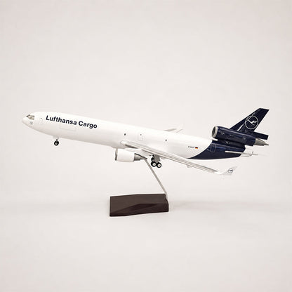 Lufthansa McDonnell Douglas MD-11 1:130 Scale Model
