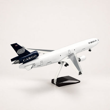 World Airways McDonnell Douglas MD-11 1:130 Scale Model