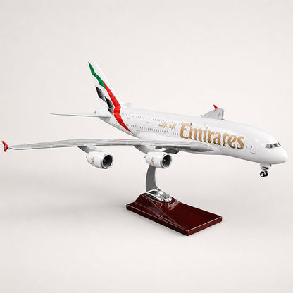 Emirates Airbus A380 1:160 Scale Model