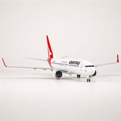 Qantas Boeing 737-800 1:85 Scale Model