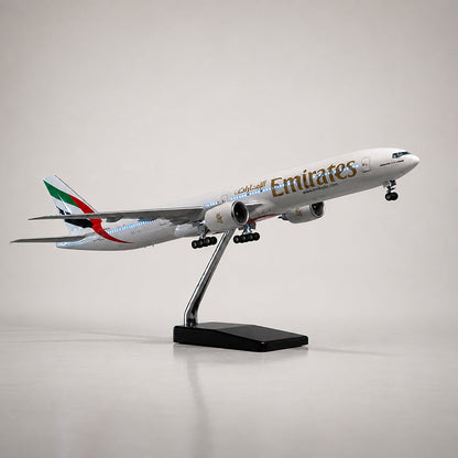 Emirates Boeing 777-300ER 1:157 Scale Model