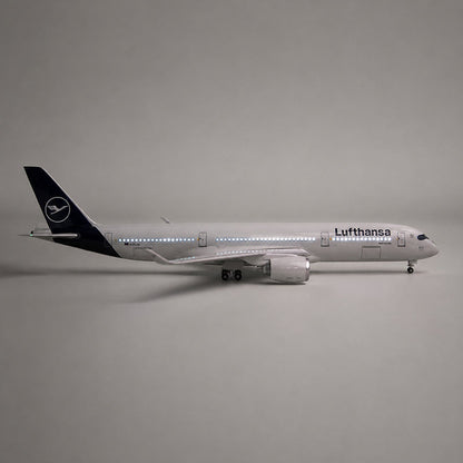 Lufthansa Airbus A350 1:142 Scale Model