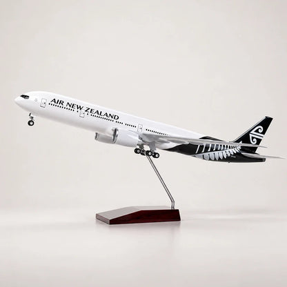 Air New Zealand Boeing 777-300ER 1:157 Scale Model