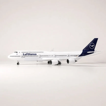 Lufthansa Boeing 747 New Livery 1:150 Scale Model
