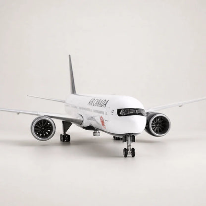 Air Canada Boeing 777-300ER 1:157 Scale Model