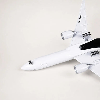Air New Zealand Boeing 777-300ER 1:157 Scale Model