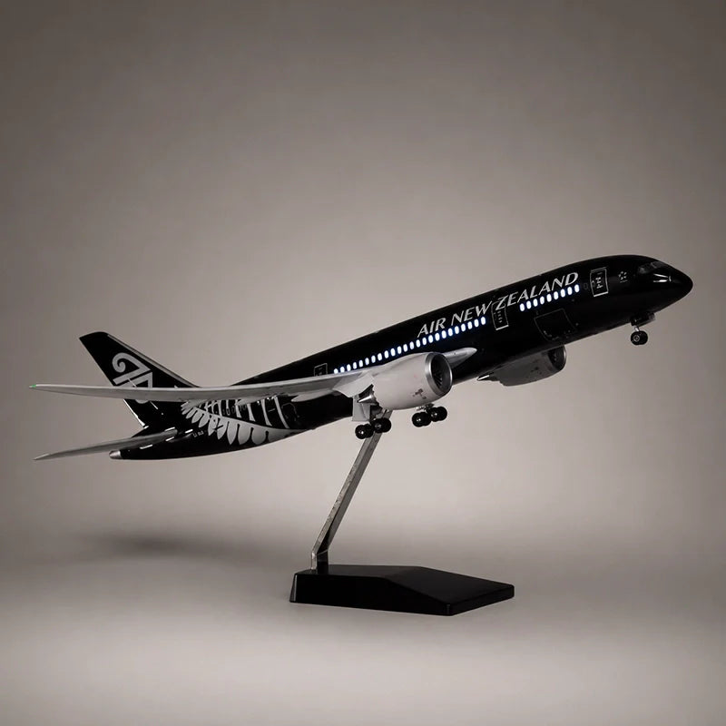 Air New Zealand Boeing 787 1:130 Scale Model