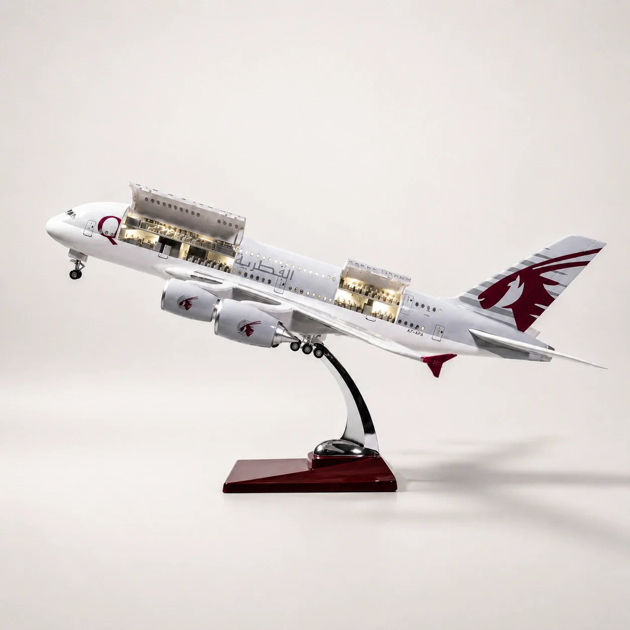 Qatar Airways Airbus A380 1:160 Scale Model