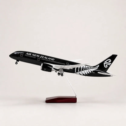 Air New Zealand Boeing 787 1:130 Scale Model