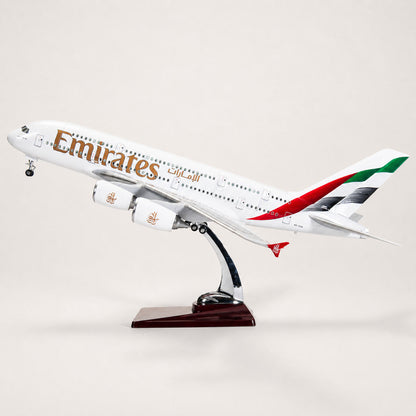Emirates Airbus A380 1:160 Scale Model