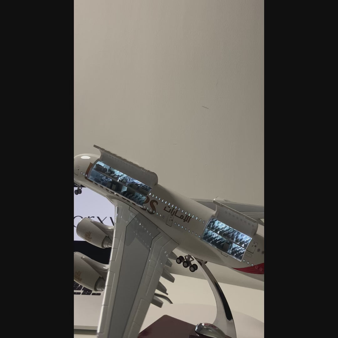 Emirates Airbus A380 1:160 Scale Model