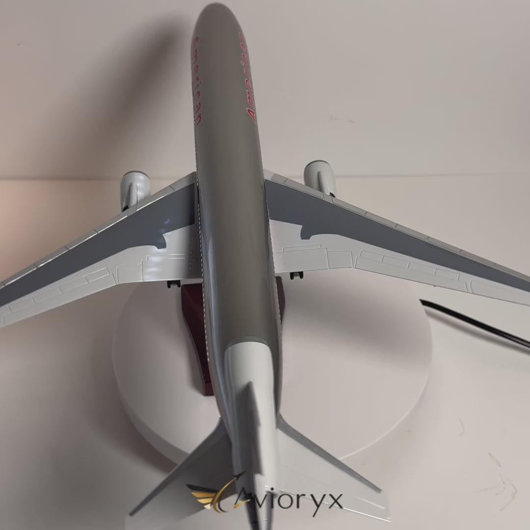 American Airlines McDonnell Douglas MD-11 1:130 Scale Model